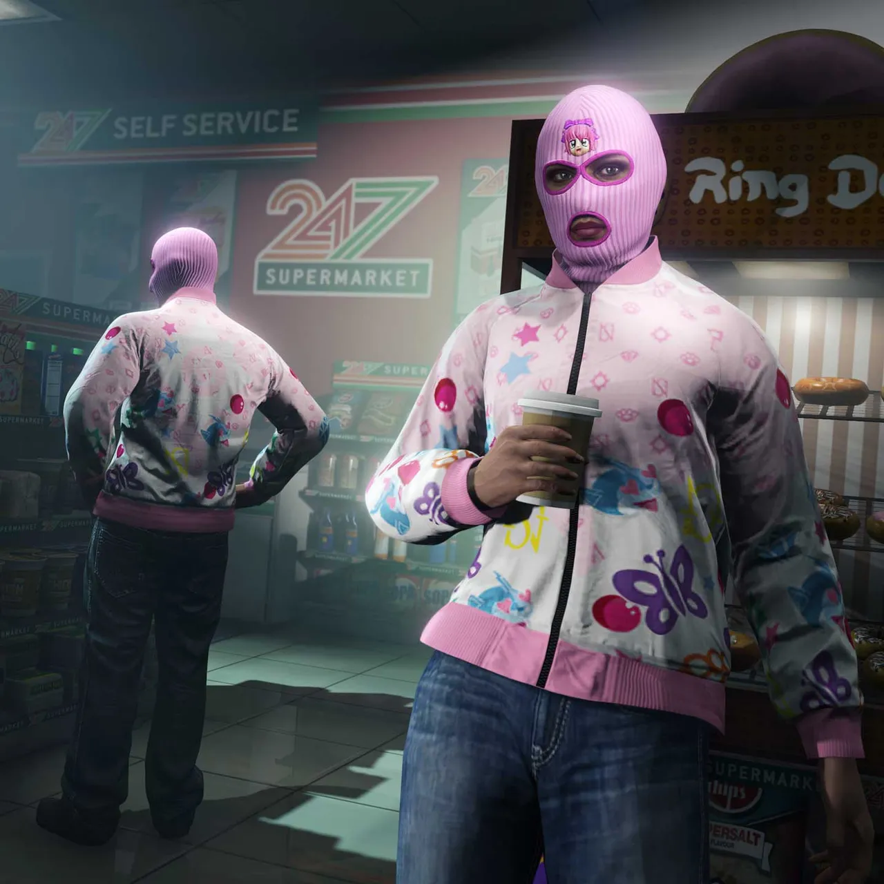 24/7スーパーマーケットの店内で、ピンクの目出し帽と柄物のジャケットをそろえた2人が立っているGTA Onlineの公式スクリーンショット
